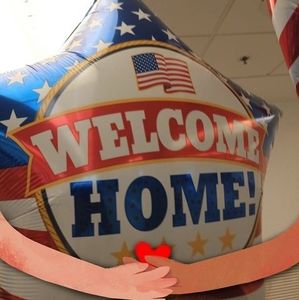 Meet your Posher, Ayetza